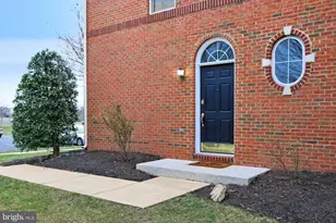 25121 Gunnery Square, Chantilly, VA 20152 - Photo 5