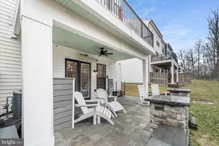 42240 Graves Mountain Ter, Chantilly, VA 20152 - Photo 11