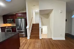 402 Kojun Ct, Sterling, VA 20164 - Photo 9