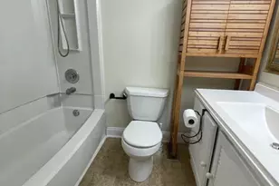 402 Kojun Ct, Sterling, VA 20164 - Photo 33