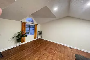 402 Kojun Ct, Sterling, VA 20164 - Photo 23