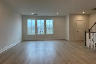 43324 Farringdon Sq, Broadlands, VA 20148 - Photo 5