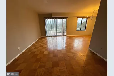 125 Clubhouse Drive SW #10, Leesburg, VA 20175 - Photo 3