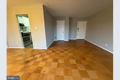 125 Clubhouse Drive SW #10, Leesburg, VA 20175 - Photo 9