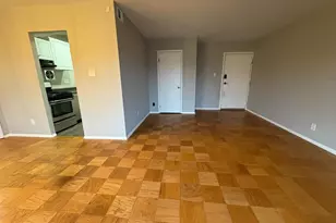 125 Clubhouse Dr SW, Leesburg, VA 20175 - Photo 9