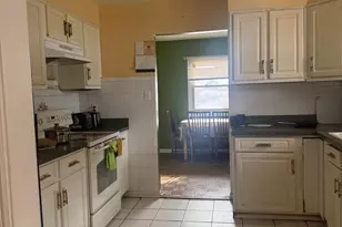 703 E Dickenson Ct, Sterling, VA 20164 - Photo 13