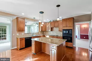 17485 White Gate Pl, Leesburg, VA 20175 - Photo 11