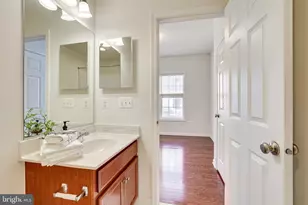 22555 Cambridgeport Square, Ashburn, VA 20148 - Photo 9