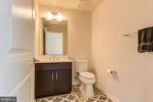 22669 Naugatuck Square, Ashburn, VA 20148 - Photo 23