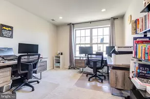 22669 Naugatuck Square, Ashburn, VA 20148 - Photo 15