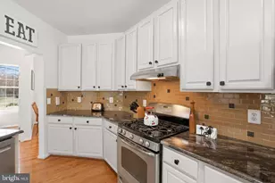 21422 Plymouth Pl, Ashburn, VA 20147 - Photo 5