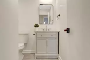 104 W Amhurst Pl, Sterling, VA 20164 - Photo 19