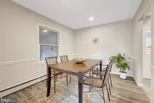 104 W Amhurst Pl, Sterling, VA 20164 - Photo 7