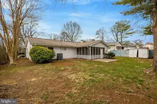 104 W Amhurst Pl, Sterling, VA 20164 - Photo 37