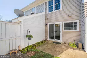 2 Providence Square, Sterling, VA 20164 - Photo 27