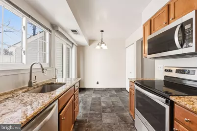 2 Providence Square, Sterling, VA 20164 - Photo 13