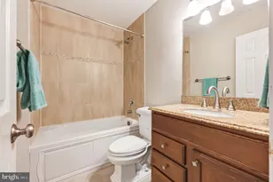 2 Providence Square, Sterling, VA 20164 - Photo 21