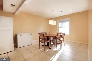 1118 S Williamsburg Ct, Sterling, VA 20164 - Photo 11