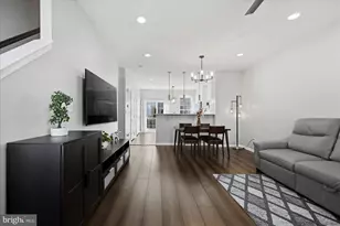 42811 Sykes Terrace, Chantilly, VA 20152 - Photo 7