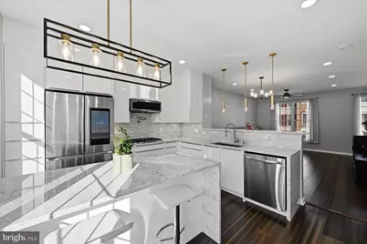 42811 Sykes Terrace, Chantilly, VA 20152 - Photo 9