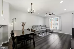 42811 Sykes Terrace, Chantilly, VA 20152 - Photo 7