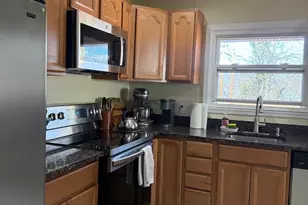 801 S Hoga St, Sterling, VA 20164 - Photo 15