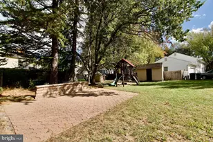 10217 McKean Ct, Great Falls, VA 22066 - Photo 35