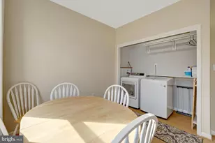 34 Lipscomb Ct, Sterling, VA 20165 - Photo 35