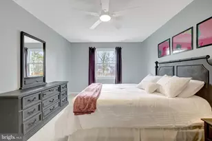 34 Lipscomb Ct, Sterling, VA 20165 - Photo 51