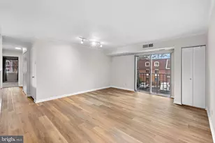 221 N Emory Dr, Sterling, VA 20164 - Photo 3