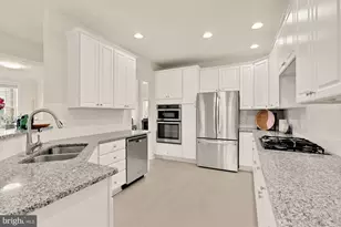 22974 Weybridge Square, Broadlands, VA 20148 - Photo 13