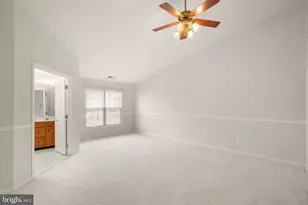 25488 Crossfield Dr, Chantilly, VA 20152 - Photo 29