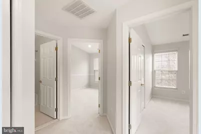 25488 Crossfield Drive, Chantilly, VA 20152 - Photo 37