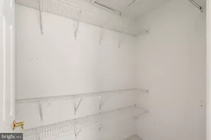 25488 Crossfield Dr, Chantilly, VA 20152 - Photo 35