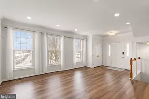 25488 Crossfield Dr, Chantilly, VA 20152 - Photo 11