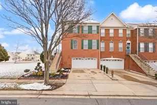 25488 Crossfield Dr, Chantilly, VA 20152 - Photo 1