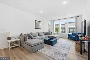 21950 Garganey Ter, Ashburn, VA 20147 - Photo 3