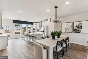 18300 Blythe Xing Ter, Leesburg, VA 20176 - Photo 3