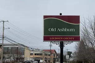 43842 Grantner Pl, Ashburn, VA 20147 - Photo 3