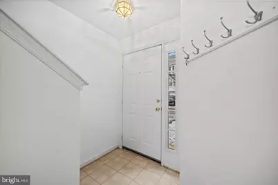 23094 Fontwell Square, Sterling, VA 20166 - Photo 17