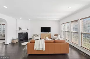 42637 Willow Bend Dr, Brambleton, VA 20148 - Photo 11