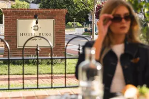 212 King Street S, Leesburg, VA 20175 - Photo 17