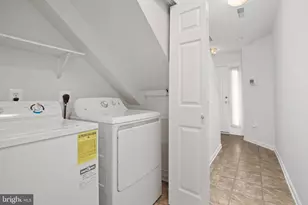 22941 Fontwell Square, Sterling, VA 20166 - Photo 15