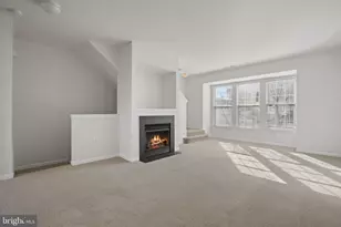 22941 Fontwell Square, Sterling, VA 20166 - Photo 3