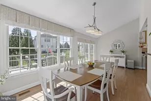 25708 Howerton Dr, Chantilly, VA 20152 - Photo 31