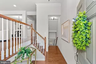 25631 Anthem Terrace, Chantilly, VA 20152 - Photo 3