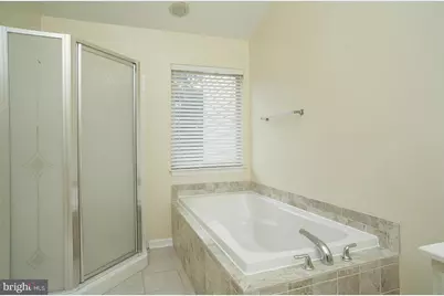 21240 Millwood Square, Sterling, VA 20165 - Photo 3