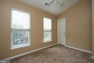 21240 Millwood Square, Sterling, VA 20165 - Photo 23