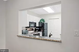 20320 Beechwood Terrace, Ashburn, VA 20147 - Photo 11