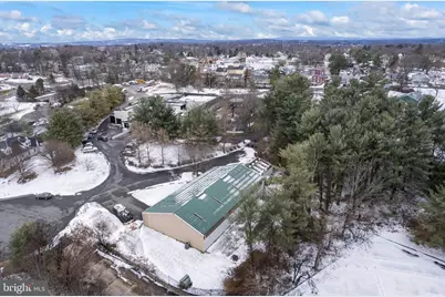 105 E Cornwell Lane, Purcellville, VA 20132 - Photo 3